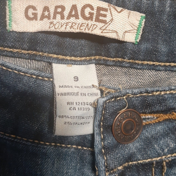 Distressed Boyfriend Jeans - Picture 2 of 7